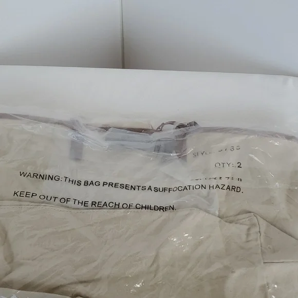 New York & Company Eva Mendes Tote Bag - Picture 7 of 8